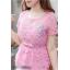 ชุดออกงาน ชุดไปงานแต่งงานสีชมพู เซตเสื้อลูกไม้แขนสั้นเอวระบาย + กระโปรงทรงเอผ้าไหมซาติน ลุคสวยหรู