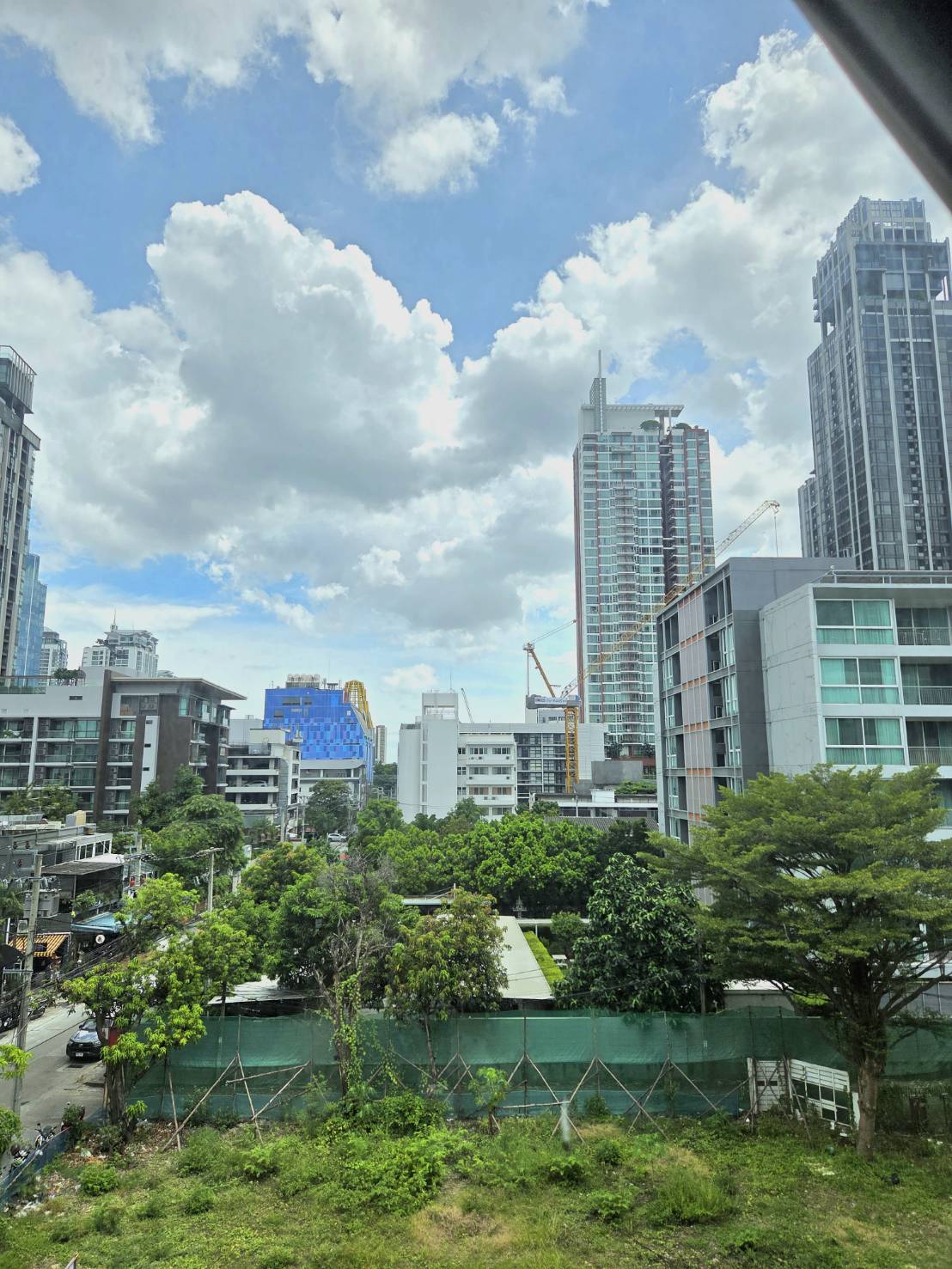 ขายคอนโด Socio Reference 61 (โซซิโอ เรฟเฟอเรนซ์ 61)