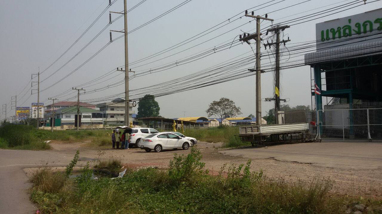 ขายที่ดินเปล่าปากทางเข้า มหาชัย พื้นที่ 80 ไร่ ขายไร่ละ 4.0 ล้าน ติดถนนพระราม ๒
