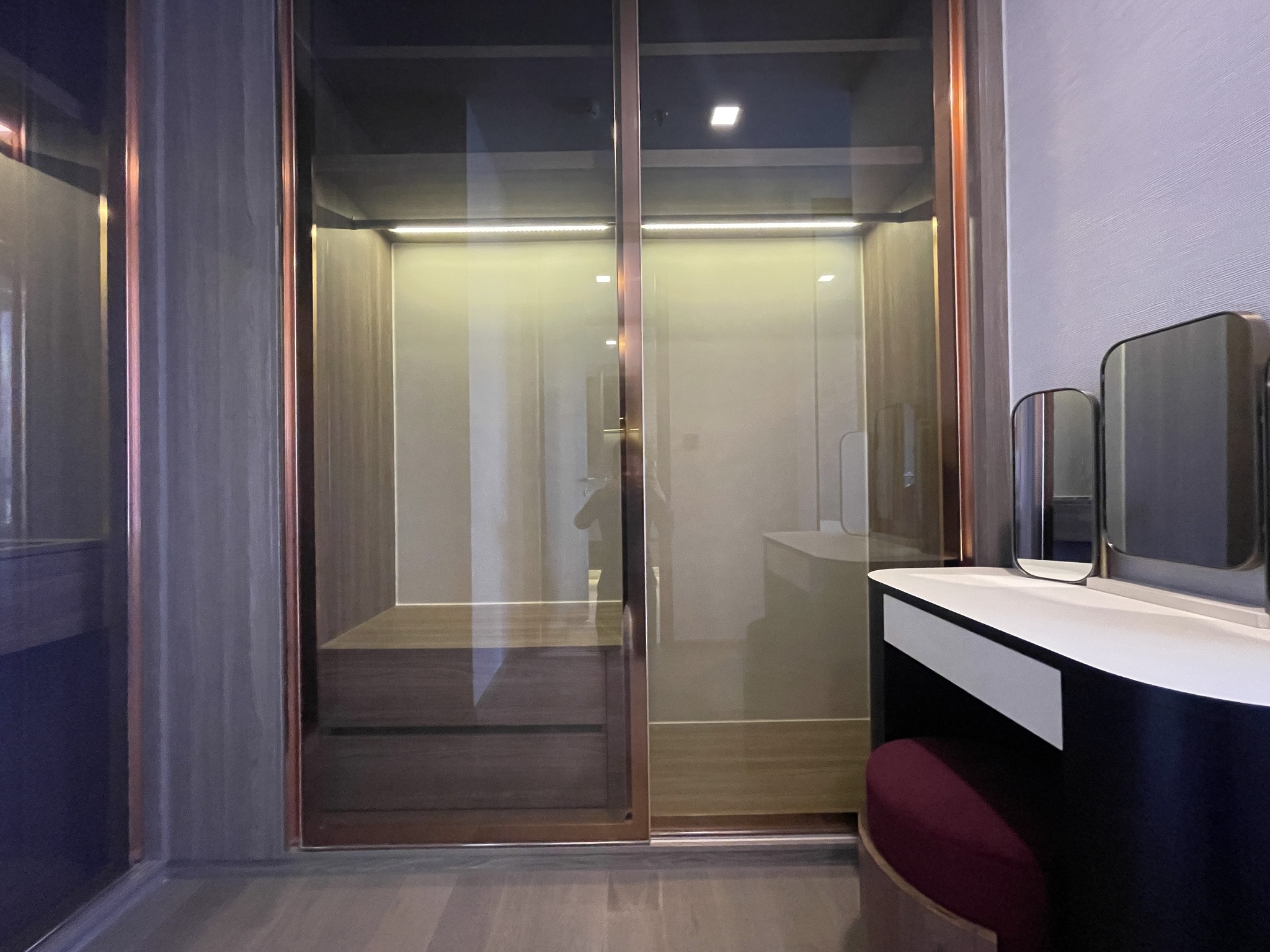 ให้เช่าคอนโด เซเลส อโศก / For Rent Celes Asoke (English below)