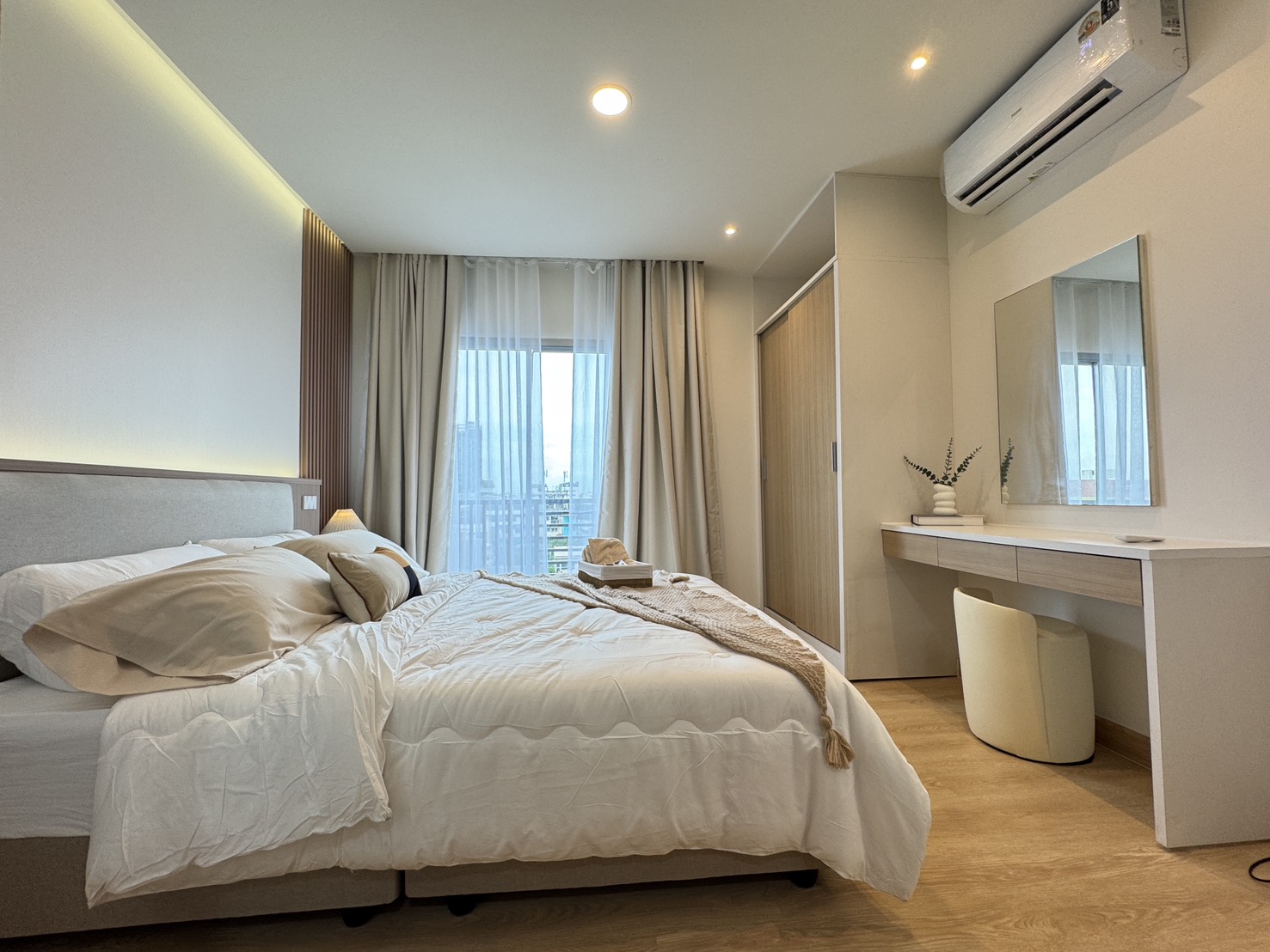 ขายด่วน คอนโด เดอะซี้ด สาทร–ตากสิน / For Sale The Seed Sathorn–Taksin