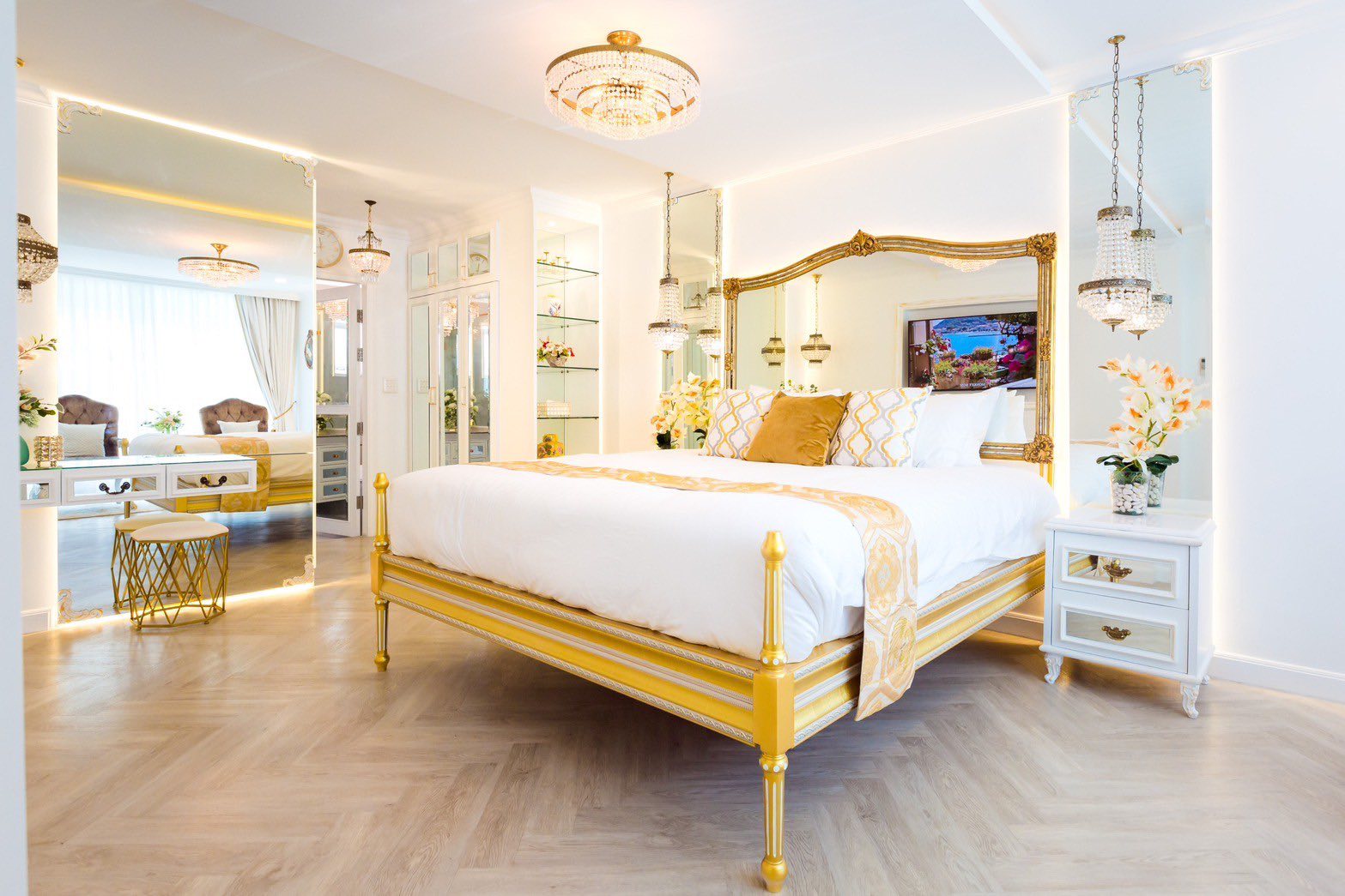 ให้เช่า Luxury Townhome บ้านกลางเมือง The Paris เอกมัย-รามอินทรา (Baan Klang Muang Crystal Ville) 💰 เพียง 99,000 บาท/เดือน (Fully Furnished พร้อมอยู่)