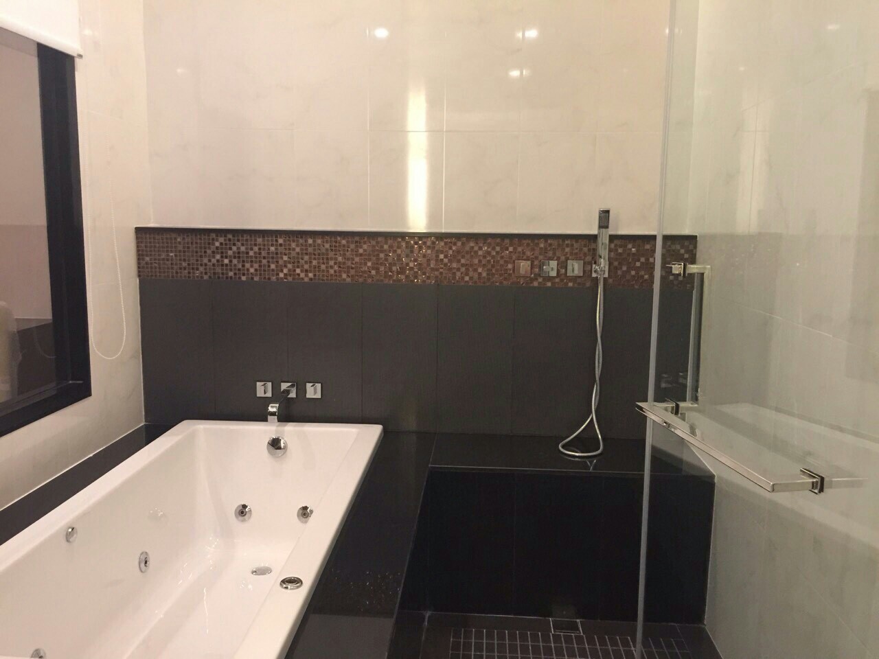 ให้เช่าคอนโด Ivy Ampio 2 ห้องนอน 2 ห้องน้ำ พื้นที่ 75ตรม. ชั้น 22 เฟอร์นิเจอร์ครบ พร้อมเข้าอยู่ ราคาเช่า 45,000 บาท/เดือน