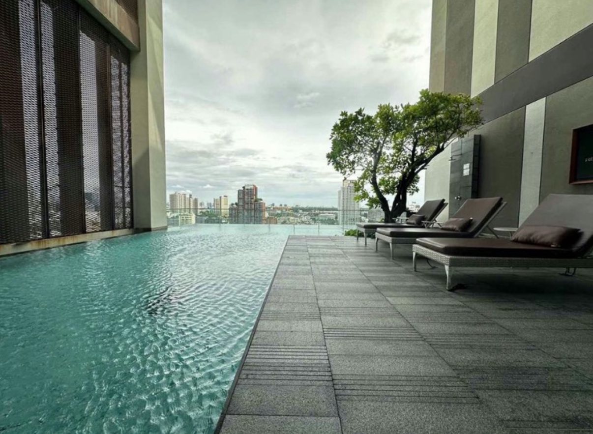 เช่าคอนโด Ideo Morph 38 (ไอดีโอ มอร์ฟ 38) ห้อง Loft 2 ชั้น เพดานสูง ดีไซน์เก๋ พร้อมอยู่ + เลี้ยงสัตว์ได้!