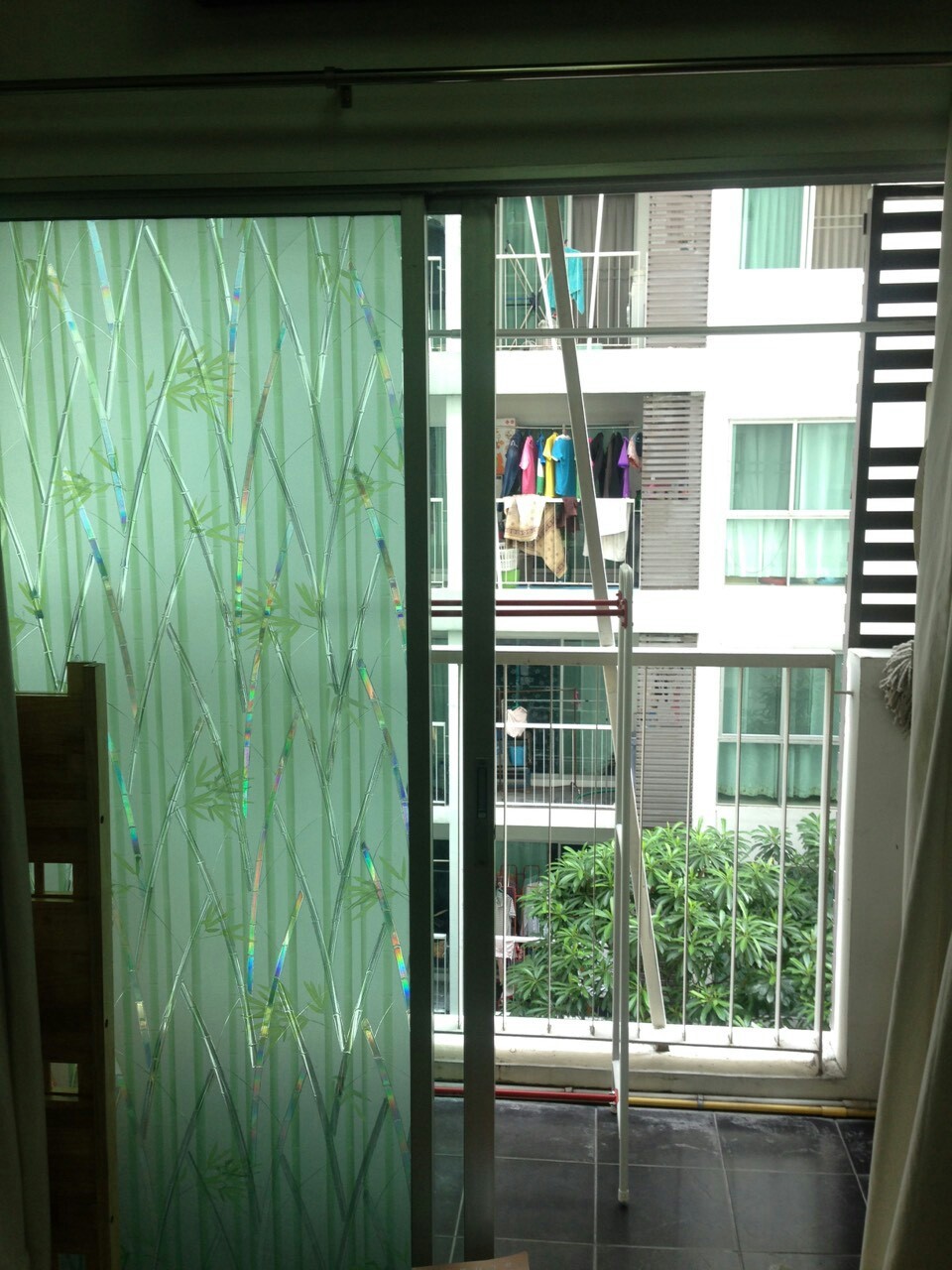 ขายคอนโด เอ สเปช อโศกรัชด-ดินแดง ราคา 2.4 ล้าน พื้นที่ 35 ตร.ม 1 ห้องนอน 1 น้ำ 1 ห้องนั่งเล่น วิวสวน