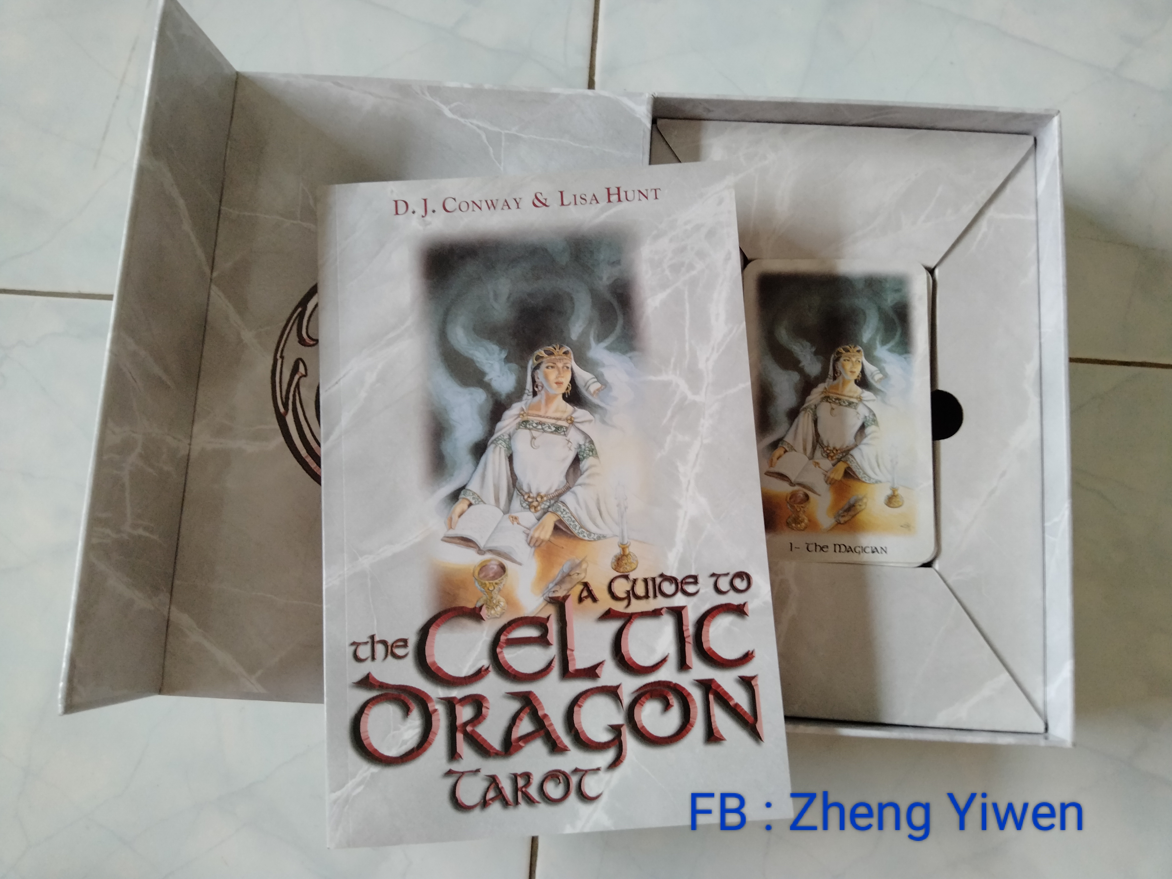 (ไพ่มือ1) The Celtic Dragon Tarot พร้อมคู่มือภาษาอังกฤษ