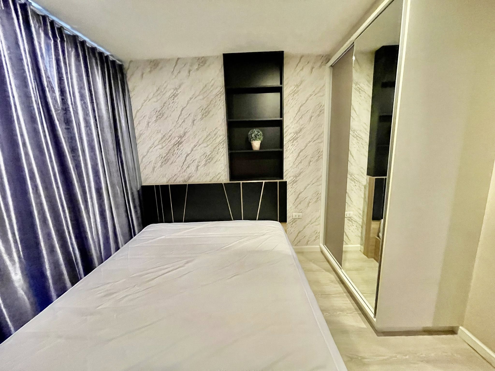 💥 ตัดใจขาย!!! ทุบราคาด่วนเพียง 2.99 ล้านบาท Metro Luxe พระราม 4 (Metrolux Rama 4)