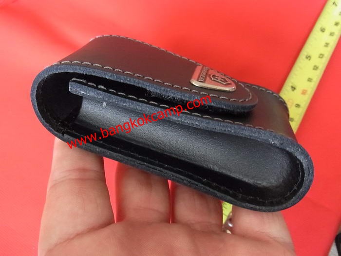 ซองหนังแท้ ใส่ Victorinox รุ่น SwissChamp (4.0521.3) Made in Switzerland ของใหม่ ของแท้
