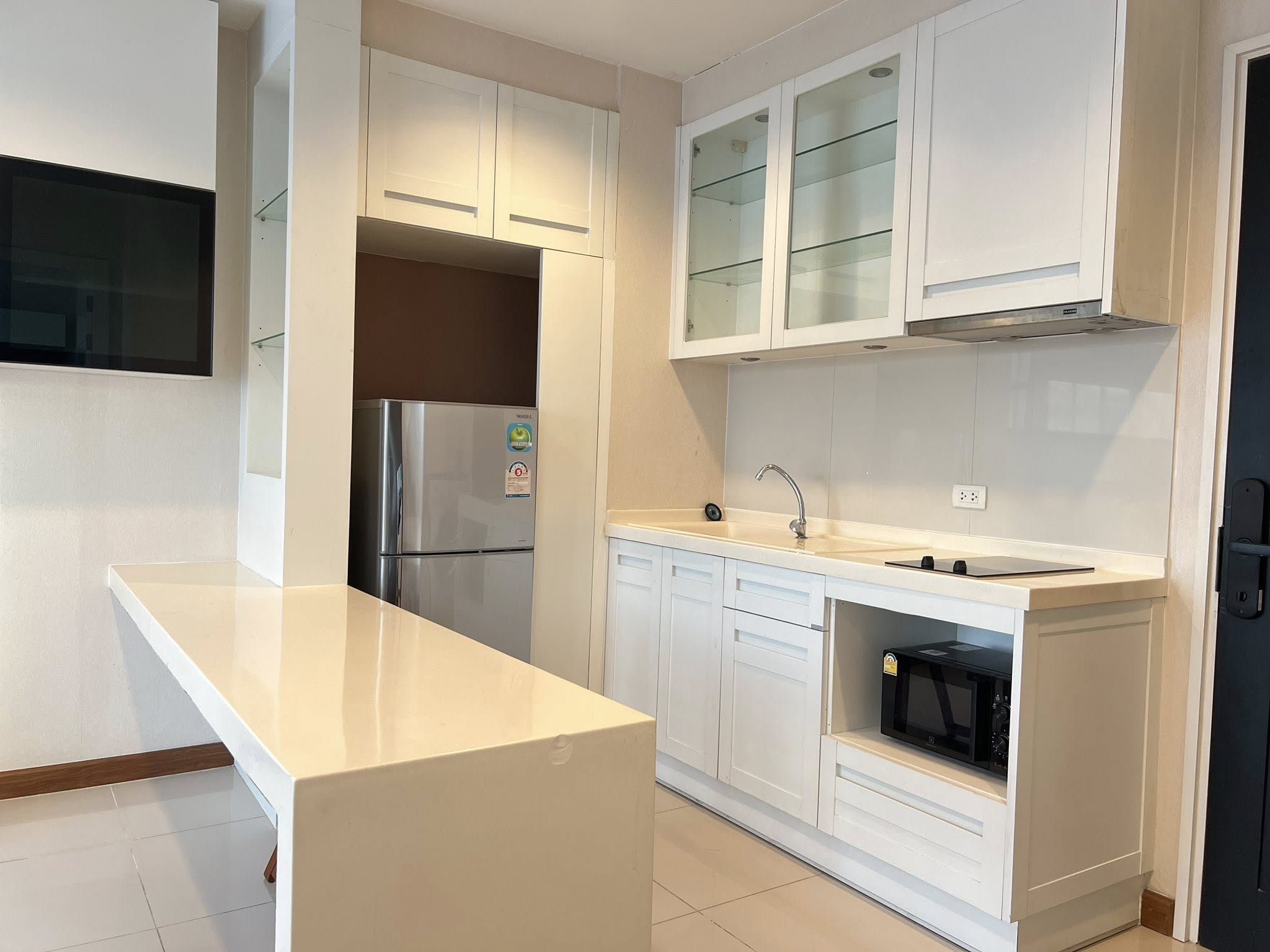 ขาย/ให้เช่า คอนโด IVY Residences ปิ่นเกล้า ติดห้างพาต้า ห้องมุม ชั้นสูง วิวสวย พร้อมเข้าอยู่! | 1 ห้องนอน | 1 ห้องน้ำ | ขนาด 43 ตร.ม.