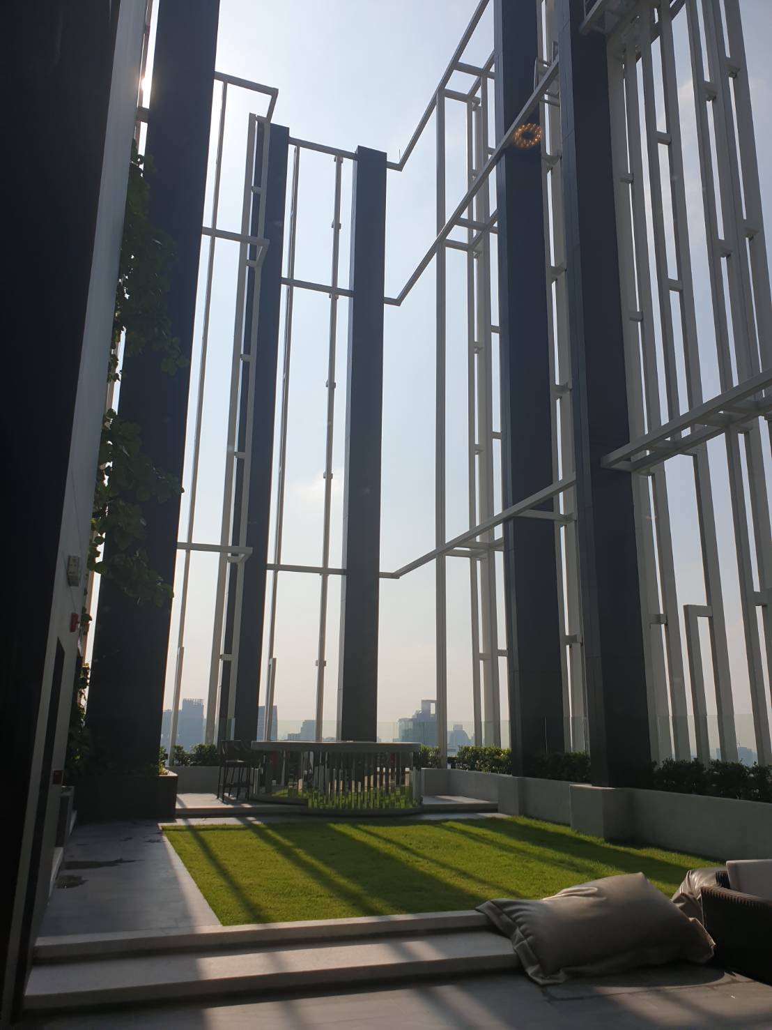 ให้เช่าคอนโด Life One Wireless (ไลฟ์ วัน ไวร์เลส) 1 ห้องนอน 1 ห้องน้ำ ขนาด 24 ตรม