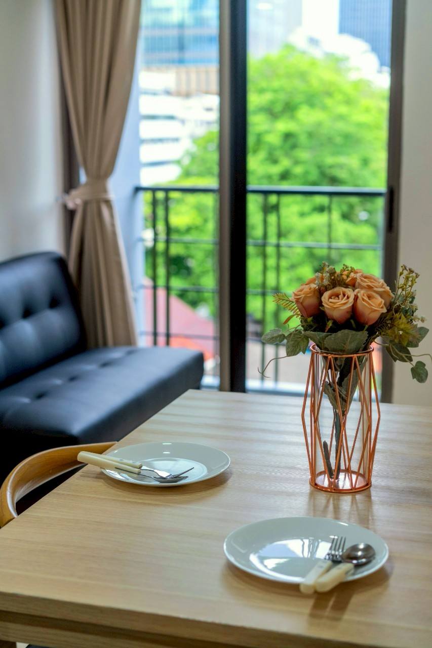 🌟 ให้เช่า KLASS Silom Condo (Low-Rise 8 ชั้น) | ห้องรีโนเวทใหม่ทั้งห้อง สวยที่สุดในตึก! 🌟