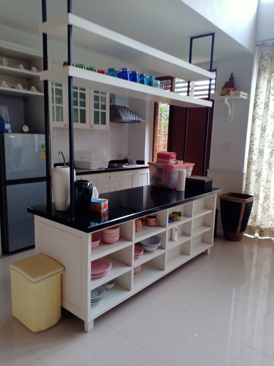 ขายบ้านพักต่างอากาศ มอม่วนหลาย บ้านเดี่ยว เลขที่ B 14 พื้นที่ 1 งาน 2 ตารางวา พื้นที่ใช้สอย 200 ตารางเมตร 4 ห้องนอน 4 ห้องน้ำ