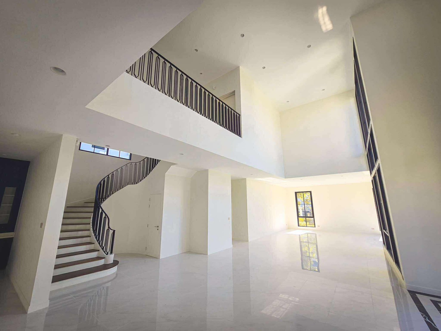 📌 ขายบ้านเดี่ยวหรู แปลงมุม พร้อมสวนส่วนตัว หลังที่ดีที่สุดในโครงการ โครงการ NARASIRI PHAHOL - WATCHAPOL (นาราสิริ พหล – วัชรพล)