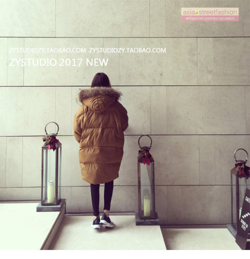 เสื้อกันหนาวฮู้ดดี้ แต่งเฟอร์หนาฟู งานเกรดดีเหมือนแบบ อุ่นมากกกก หิมะก็เอาอยู่ (ถอดขนได้)