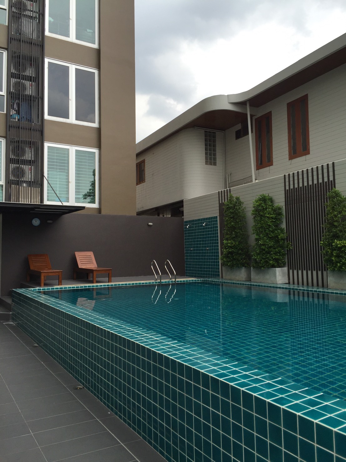 รหัสทรัพย์ 83374 ให้เช่าคอนโด City Ville @Kasetsart ( ซิตี้ วิลล์ แอท เกษตร ) ห้อง 1ห้องนอน 1 ห้องน้ำ ชั้น 2 พื้นที่ 32 ตร.ม วิว ลานจอดรถสวนอาหาร ราคาเช่า 11,000 บาทต่อเดือน สัญญาเช่า 1ปี
