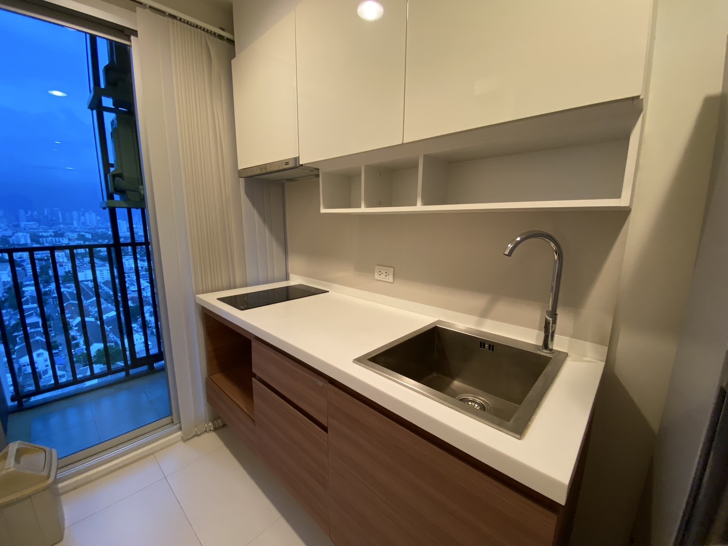 ให้เช่าคอนโด ราคา 12,000 บาท / เดือน Condo For Rent ฟิวส์ จันทน์-สาทร (Fuse Chan-Sathorn) จันทน์ 18/1 ทุ่งวัดดอน สาทร ห้องริม ประตูไม่ชนกับใคร