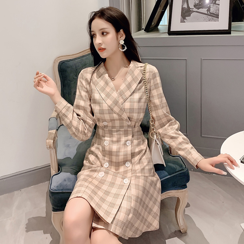 พรีออเดอร์ : เดรสแฟชั่นลายสก็อตแขนยาวแบบสวย