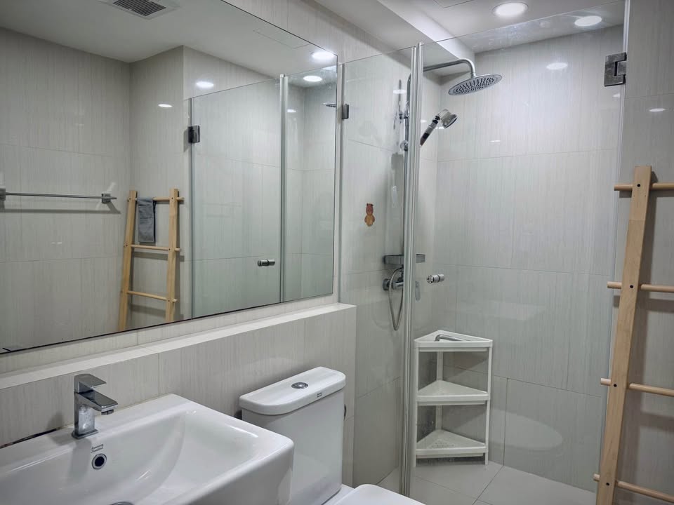 ✨ ให้เช่า Attitude Bearing Condominium (แอทติจูด แบริ่ง คอนโดมิเนียม)