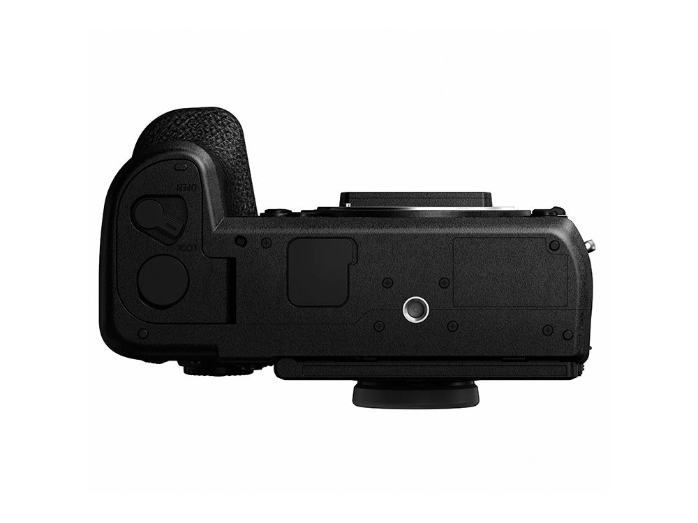 Panasonic Lumix S1 Mirrorless Camera Full Frame (Boby)