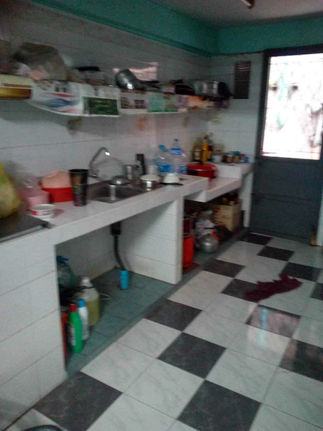 ขายตึกแถว 5 ชั้น ขนาด 25 ตร.วา ( พร้อมกิจการห้องเช่า 14 ห้อง ) ตั้งอยู่ถนนประชาสงเคราะห์ ซอย 16