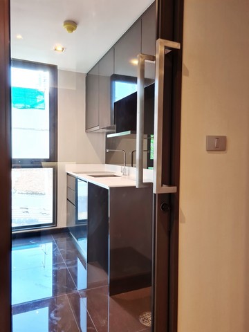 ขายดาวน์อัลทีจูด ดีไฟน์ สามย่าน (เฟส 2) 2 นอน แต่ราคาเท่า 1 นอน ตกแต่งสวยมาก เดิน 3 นาทีจาก MRT สามย่าน