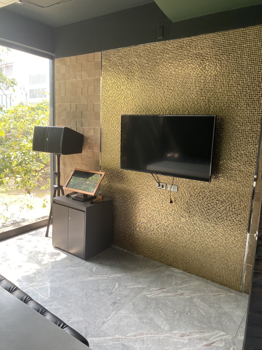 เซ้งร้านอาหารอุปกรณ์ครบพร้อมดำเนินการ ราคาเช่า 100,000 บาทต่อเดือน ประกาศเซ้งในราคา 9 ล้าน บาท