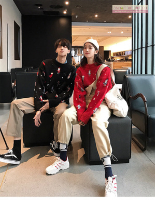 Sweater เสื้อสเวทเตอร์ไหมพรม ใส่เป็นคู่หรือใส่เดี่ยวๆ ก็น่ารัก งานดีมากๆๆ ไหมพรมหนาเนื้อนุ่มสุดๆ ราคาสูงหน่อยแต่คุ้มราคาจ้า