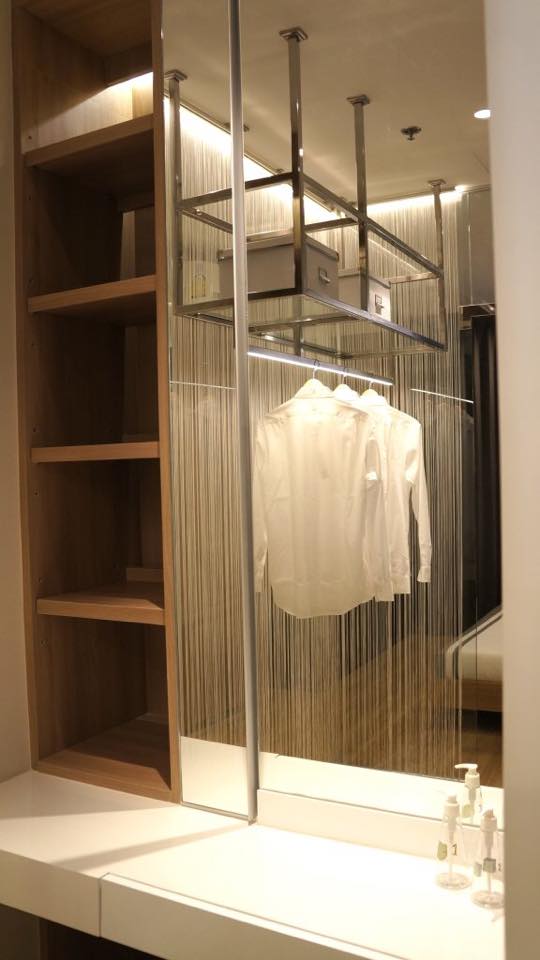 คอนโดVilla Asoke ให้เช่าราคา 57,000 บาท/เดือน พื้นที่ 86.5 ตรม. ชั้น 28 ห้อง 2 นอน 2 น้ำ ห้องมุม วิว 3 ด้าน พร้อมที่จอดรถ 2 คัน