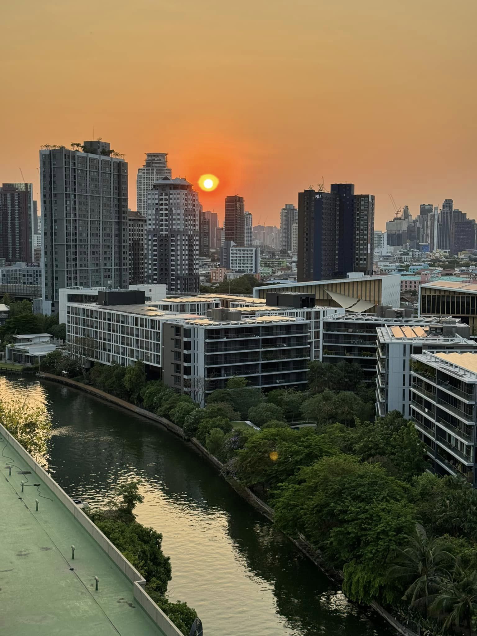 ขาย / ให้เช่าห้องรีโนเวทใหม่ Lumpini Ville Sukhumvit 77 (ลุมพินี วิลล์ สุขุมวิท 77) ( 1 ) ห้องขนาด 62 ตรม. 2 ห้องนอน