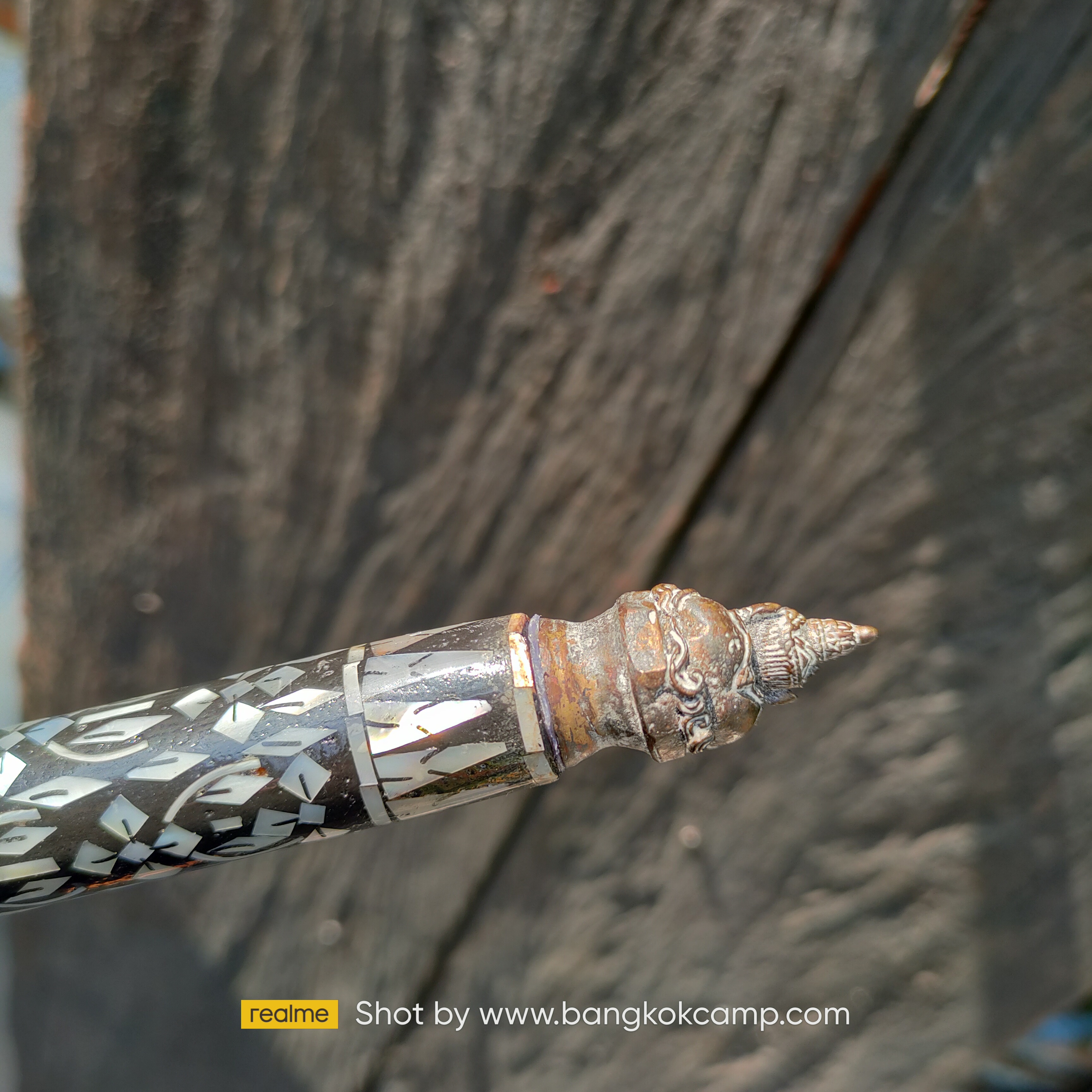 ไม้ครู หรือไม้ถือประดับมุข หัวท้าวเวสสุวรรณ ท้ายพระราหู