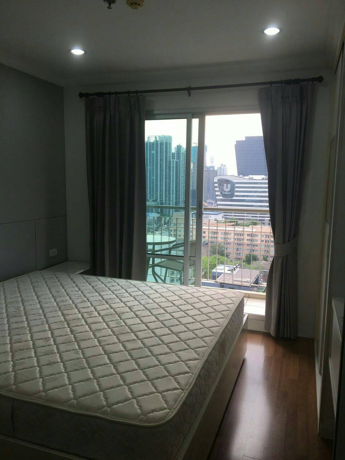 ขายห้องลุมพินีเพลส รัชดา-พระราม9 Lumpini Place Rama 9–Ratchada แบบ 1 ห้องนอน พื้นที่ 37 ตร.ม.