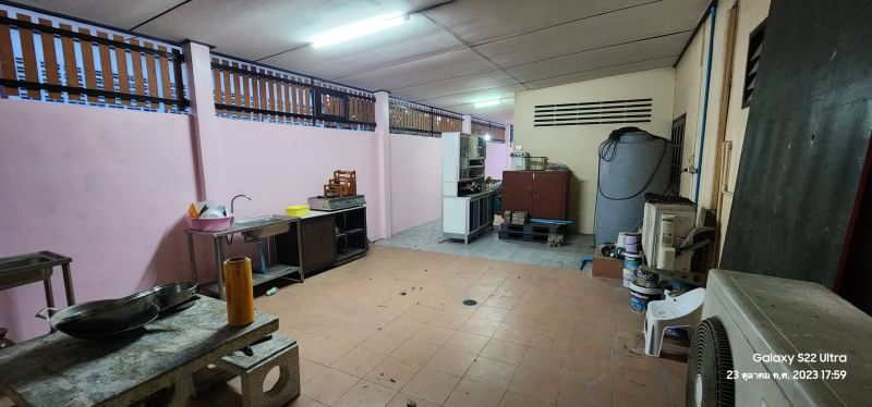 ให้เช่าบ้านเดี่ยวไซส์ใหญ่ ขนาด 270 ตรว. ราคา 52,000 บาทต่อเดือน สัญญา1ปี พร้อมเฟอร์นิเจอร์