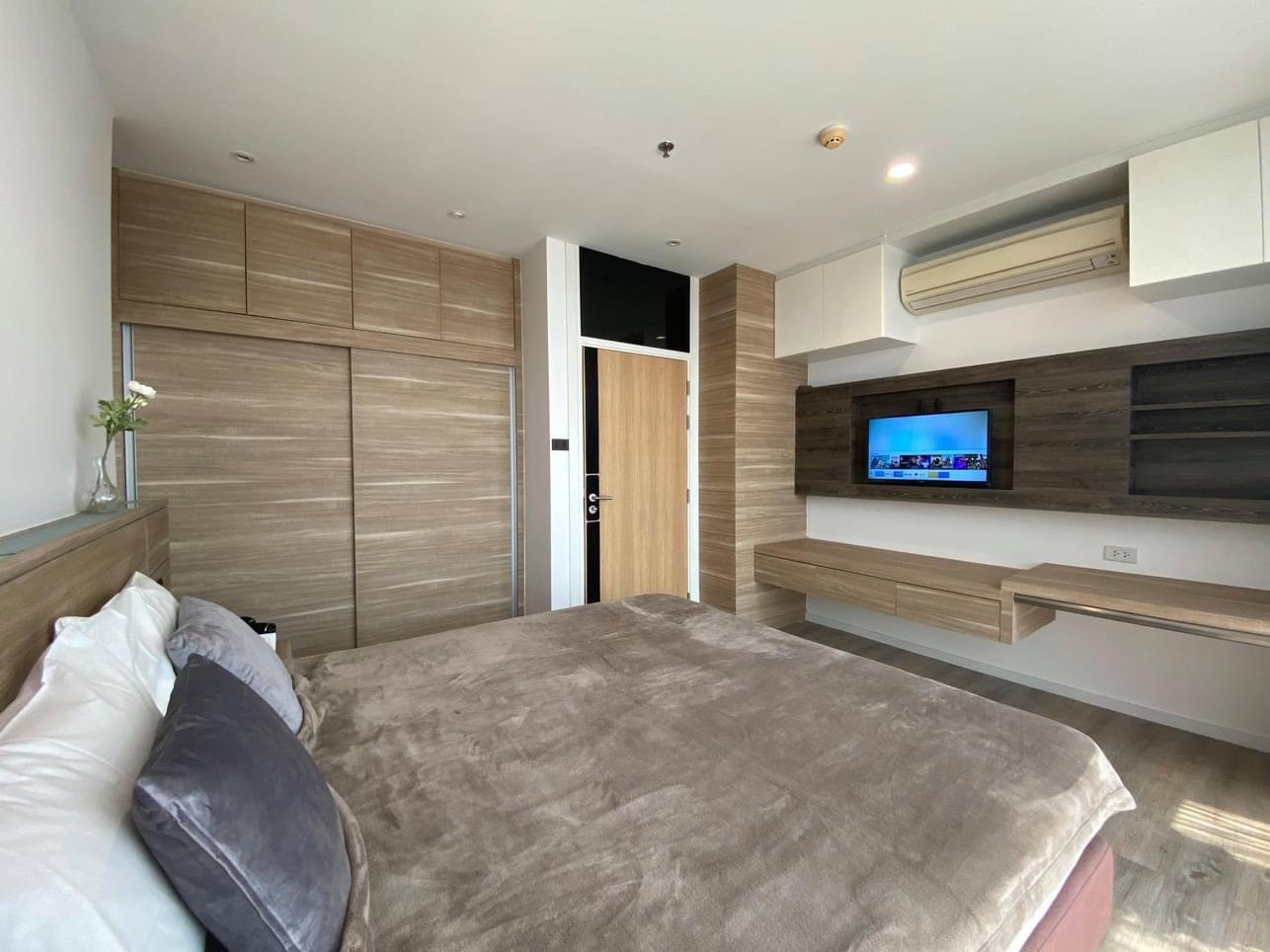 ให้เช่าคอนโด อิสสระ ลาดพร้าว / For Rent Issara Ladprao (English below)