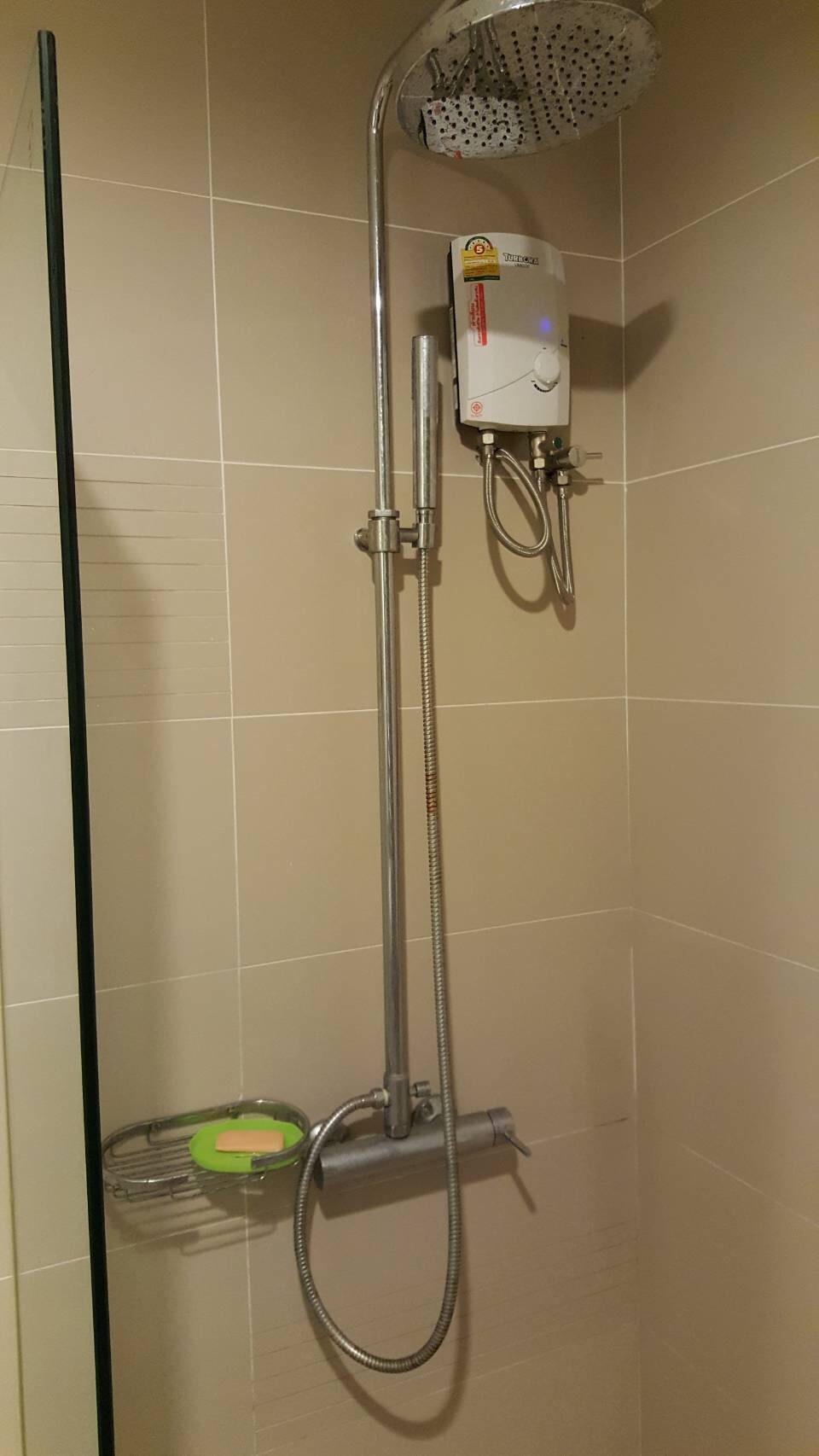 ให้เช่าคอนโด Sense Phaholyothin (เซนส์ พหลโยธิน) อยู่ติดถนนสุทธิสาร 1 ห้องนอน 1 ห้องน้ำ ชั้น 18