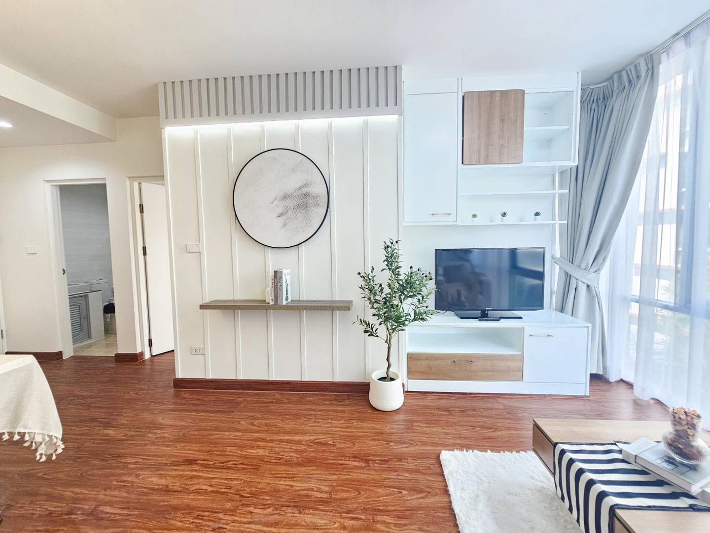 🔥 ขายคอนโดรีโนเวทใหม่ พร้อมเข้าอยู่! 🔥 The IRIS Rama 9 - Srinakarin (ดิ ไอริส พระราม 9 - ศรีนครินทร์)