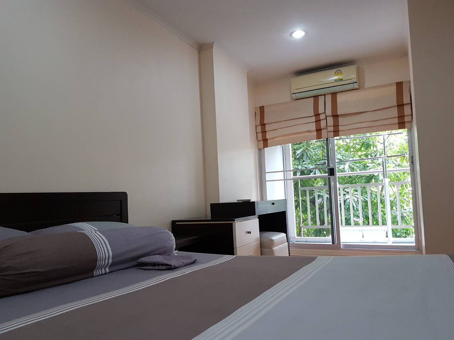 รหัสทรัพย์ 71878 ให้เช่า คอนโด ลุมพินี วิลล์ ศูนย์วัฒนธรรม Lumpini Ville Cultural Center แบบ 2 ห้องนอน