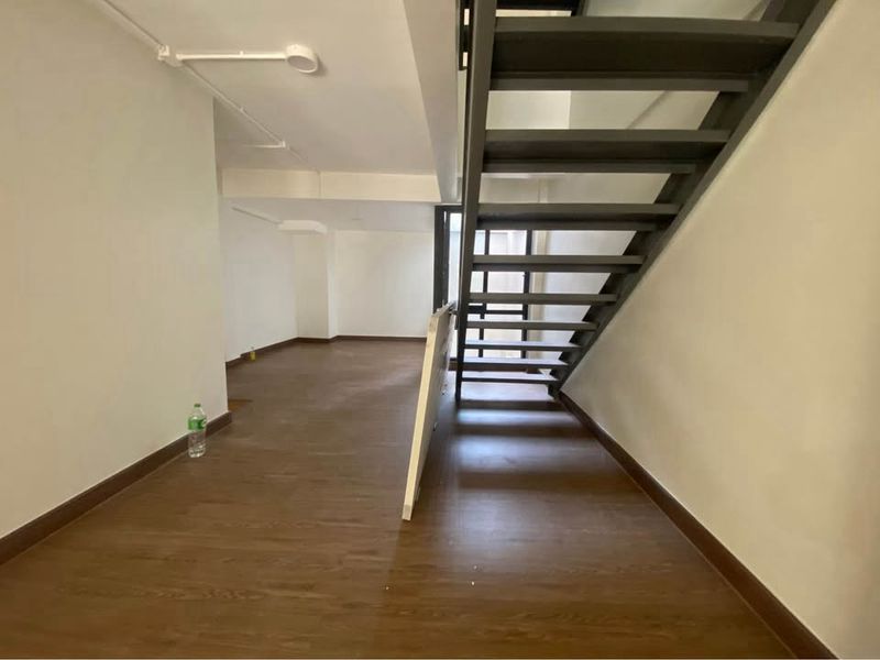 ðĒ āļāļēāļĒāļāļēāļāļēāļĢāļāļēāļāļīāļāļĒāđ 4.5 āļāļąāđāļ āļāļāļĒāļāļĢāļ°āļāļēāļŠāļāđāļāļĢāļēāļ°āļŦāđ 33 / For Sale Commercial Building Prachasongkroh 33