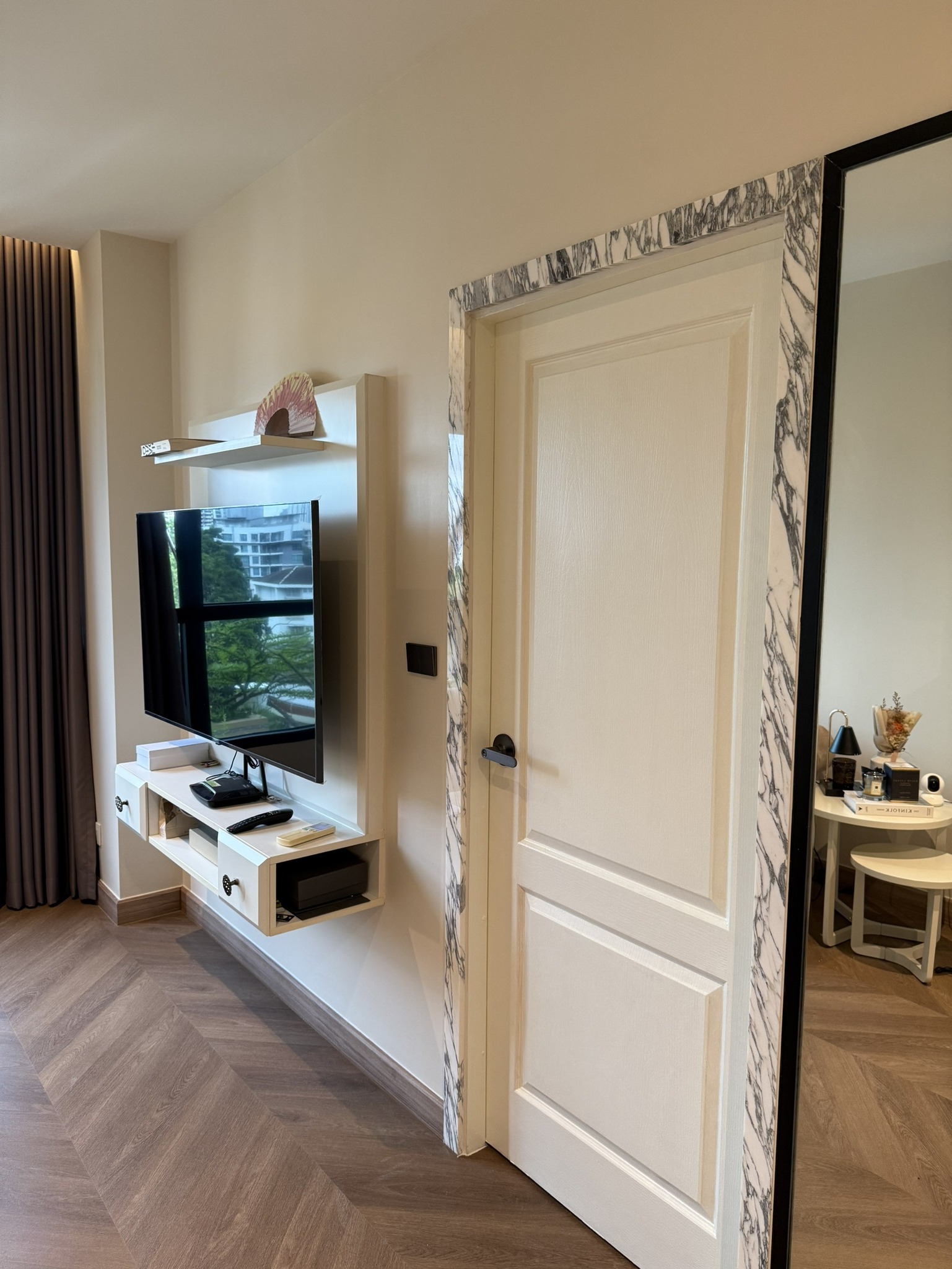 ให้เช่าคอนโด เดอะ เครส พหลโยธิน 11 / For Rent The Crest Phahonyothin 11 (English below)