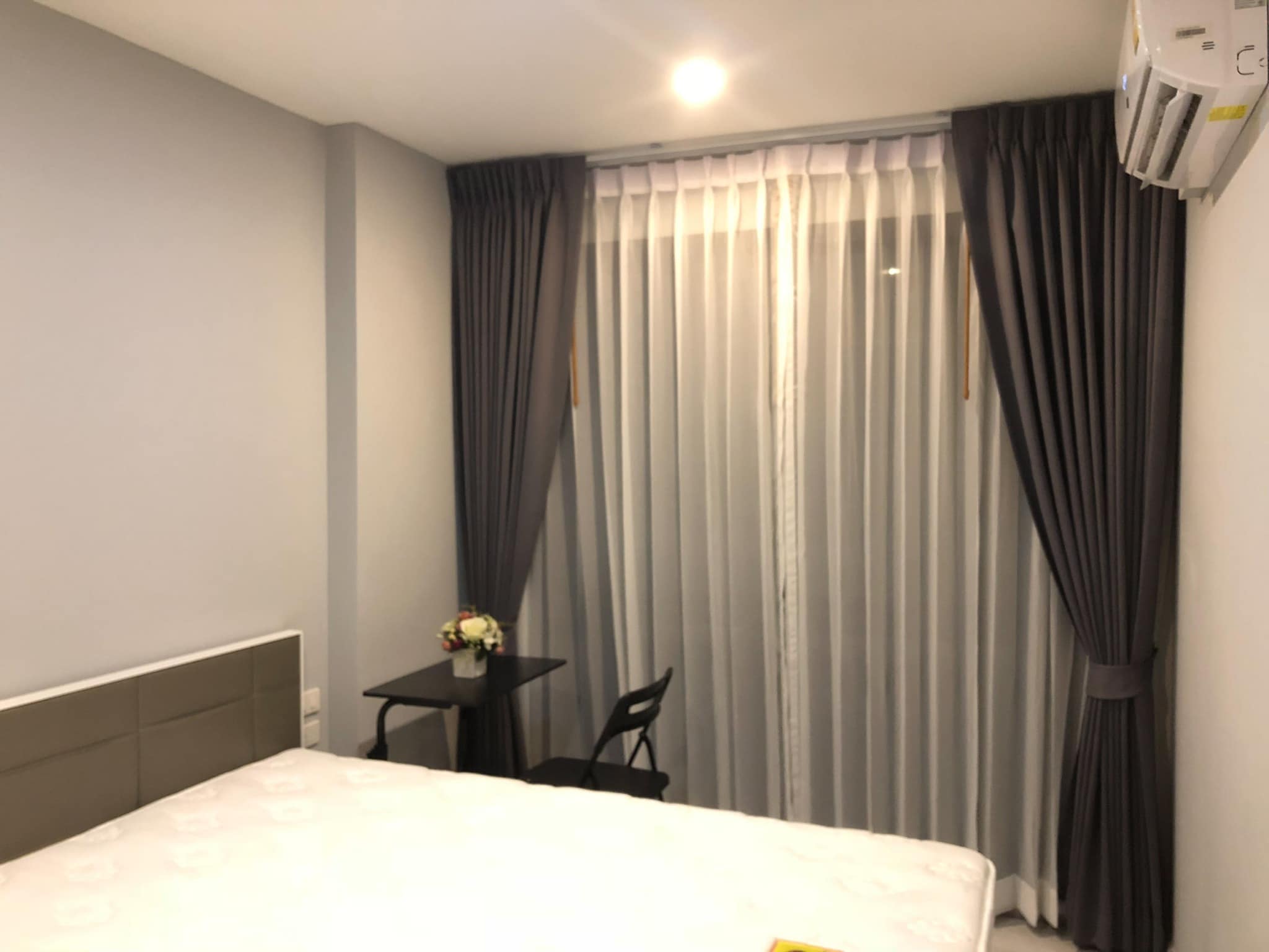 ให้เช่าคอนโด Zeen Condo Ngamwongwan31 (ซีน คอนโด งามวงศ์วาน 31) ** ห้องมุม ** 1 ห้องนอน 1 ห้องน้ำ 1 ห้องนั่งเล่น ห้องขนาด 28.5 ตร.ม.