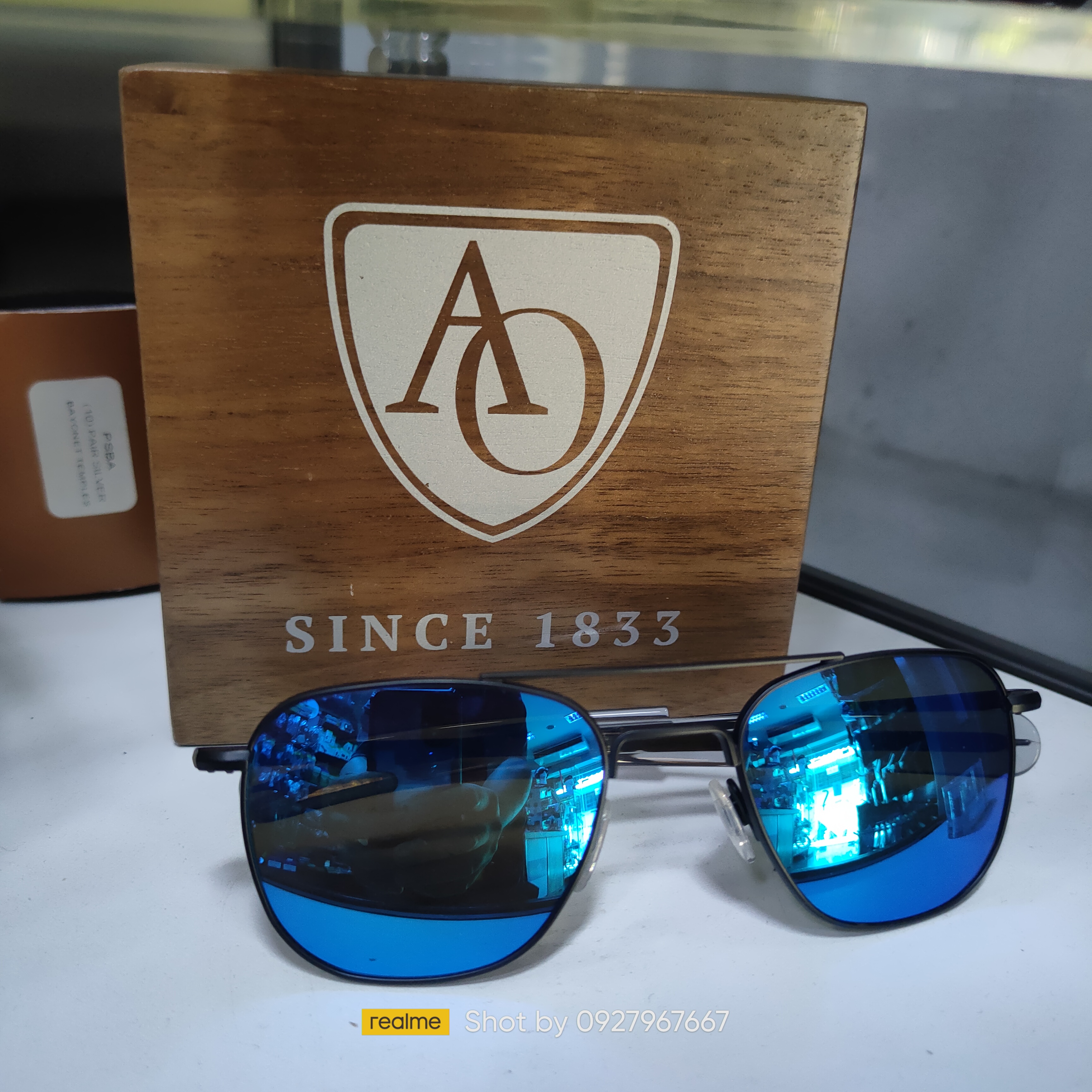 แว่นกันแดด แว่นนักบิน AO Original Pilot ...Black (สีดำ) , เลนส์ฟ้า... Made in USA ใหม่ แท้