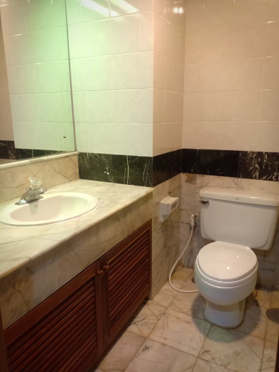 ให้เช่าคอนโด The Grand Condo (เดอะ แกรนด์ คอนโด) ห้องสตูดิโอ 1 ห้องน้ำ ห้องเลขที่ 2/143 ชั้น 12 พื้นที่ 44 ตารางเมตร