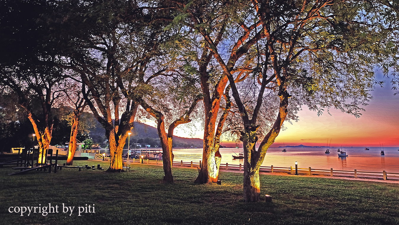 รหัสทรัพย์ 32240 ขายคอนโด Bang Saray Condominium (บางเสร่ คอนโดมิเนียม) ติดทะเลพัทยา 150 ตรม. 2 ห้องนอน 2 ห้องน้ำ 2 ระเบียง ตกแต่งดีไซน์ สวย สง่า มีคลาส ไม้จริง บิ้วอิน พื้นจากตุรกี material นำเข้าจากอิตาลี