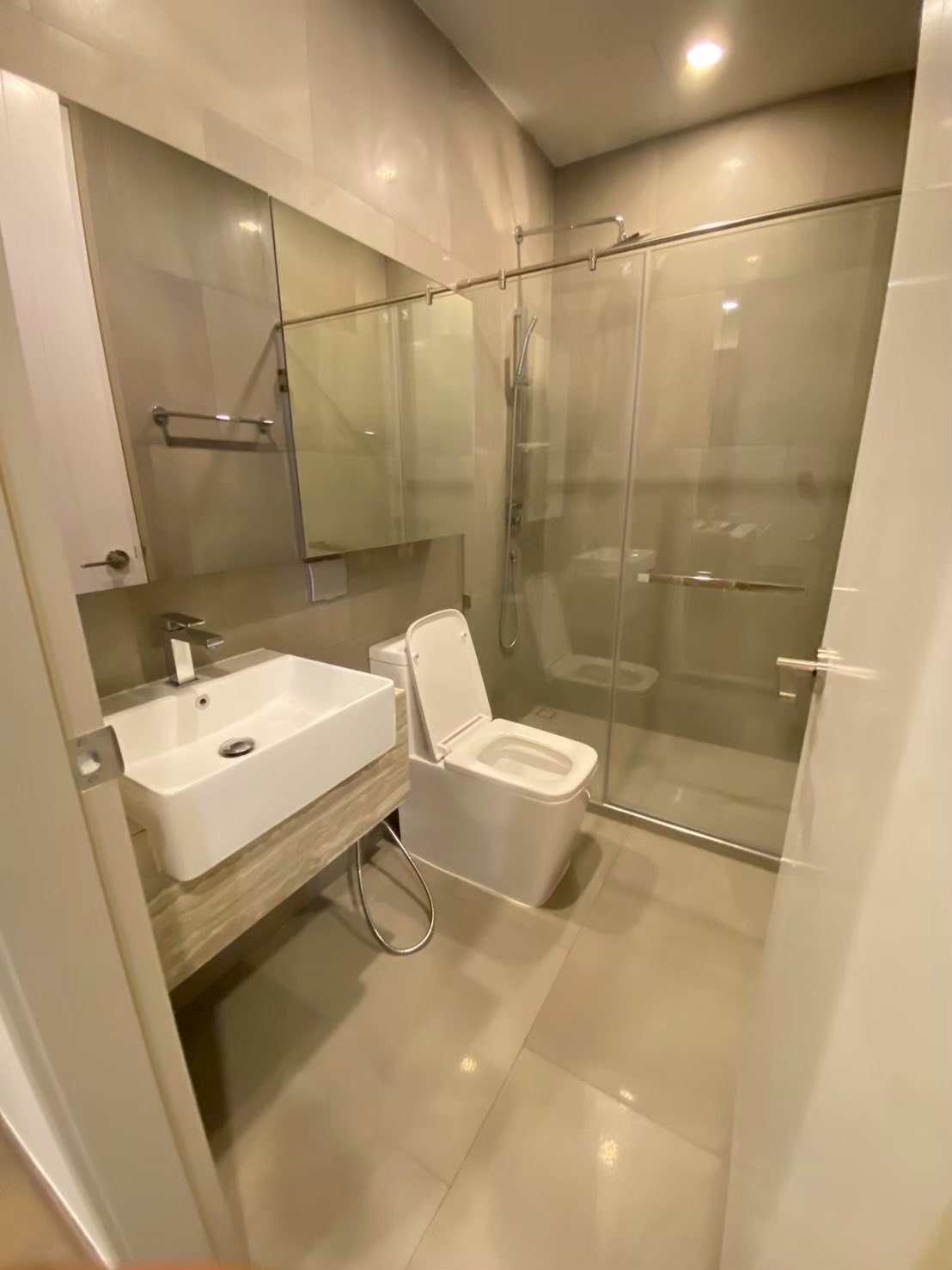 ให้เช่า/ขาย คอนโด Park Origin Phayathai (พาร์ค ออริจิ้น พญาไท) ✨ คอนโดหรูใจกลางเมือง ติดรถไฟฟ้า BTS พญาไท & Airport Link