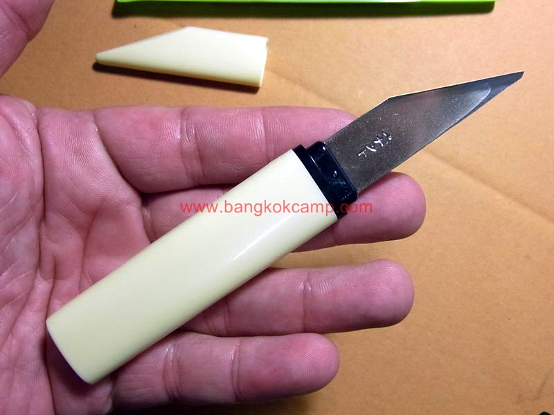 มีดคิริดาชิ (มีดญี่ปุ่น, มีดพกญี่ปุ่น) คมมากๆ ด้ามและปอกพลาสติก Made in Japan ใหม่ แท้