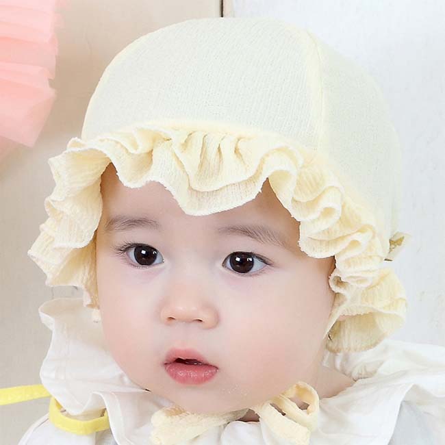 หมวกเด็กหญิงแต่งระบาย และหางยาวติดปอมปอม ผูกใต้คาง