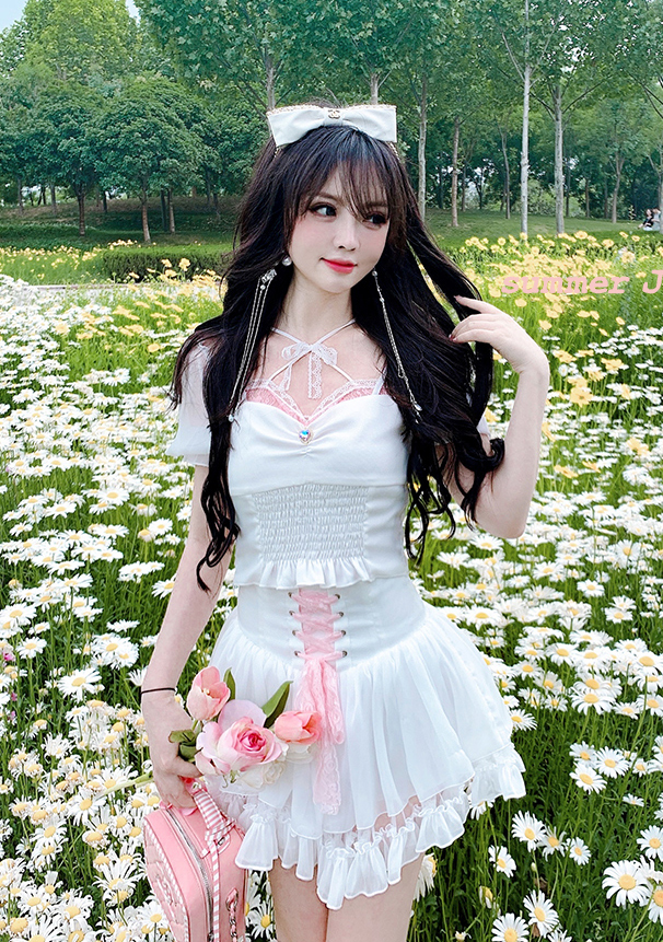 Summer Joy : พรีออเดอร์ ชุดเซ็ทแฟชั่นสไตล์เกาหลีญี่ปุ่น (ราคาแยกชิ้น) เสื้อชีฟองเปิดไหล่น่ารักๆ และ กระโปรงลูกไม้เข้าชุด มีให้เลือก 2สี แบรนด์แท้