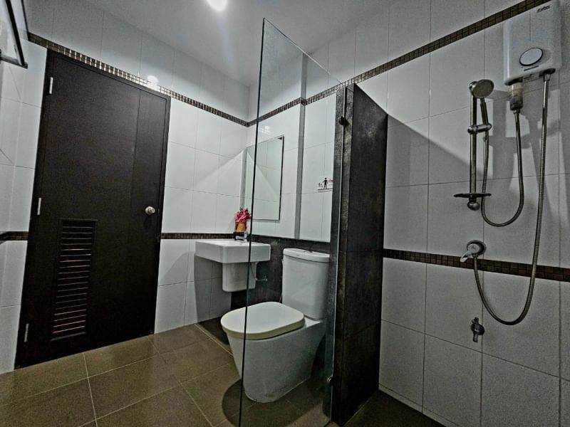 ให้เช่าทาวน์โฮม 3 ชั้น หมู่บ้านภัทรา วิลล่า 8 สตรีวิทยา 2 ซอย10 และ โชคชัย 4 ซอย78 ใกล้ โรงเรียนสตรีวิทยา 2,