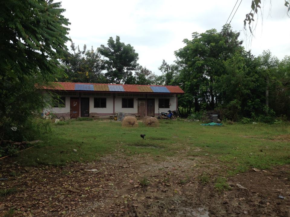 ขายที่ดิน พร้อมห้องแถว 2 ไร่ 3 งาน 80 ตารางวา ติดถนน ติดคลองชลประทาน ตำบล คลองตาคต อำเภอ โพธาราม จังหวัดราชบุรี ราคา 2.5 ล้าน