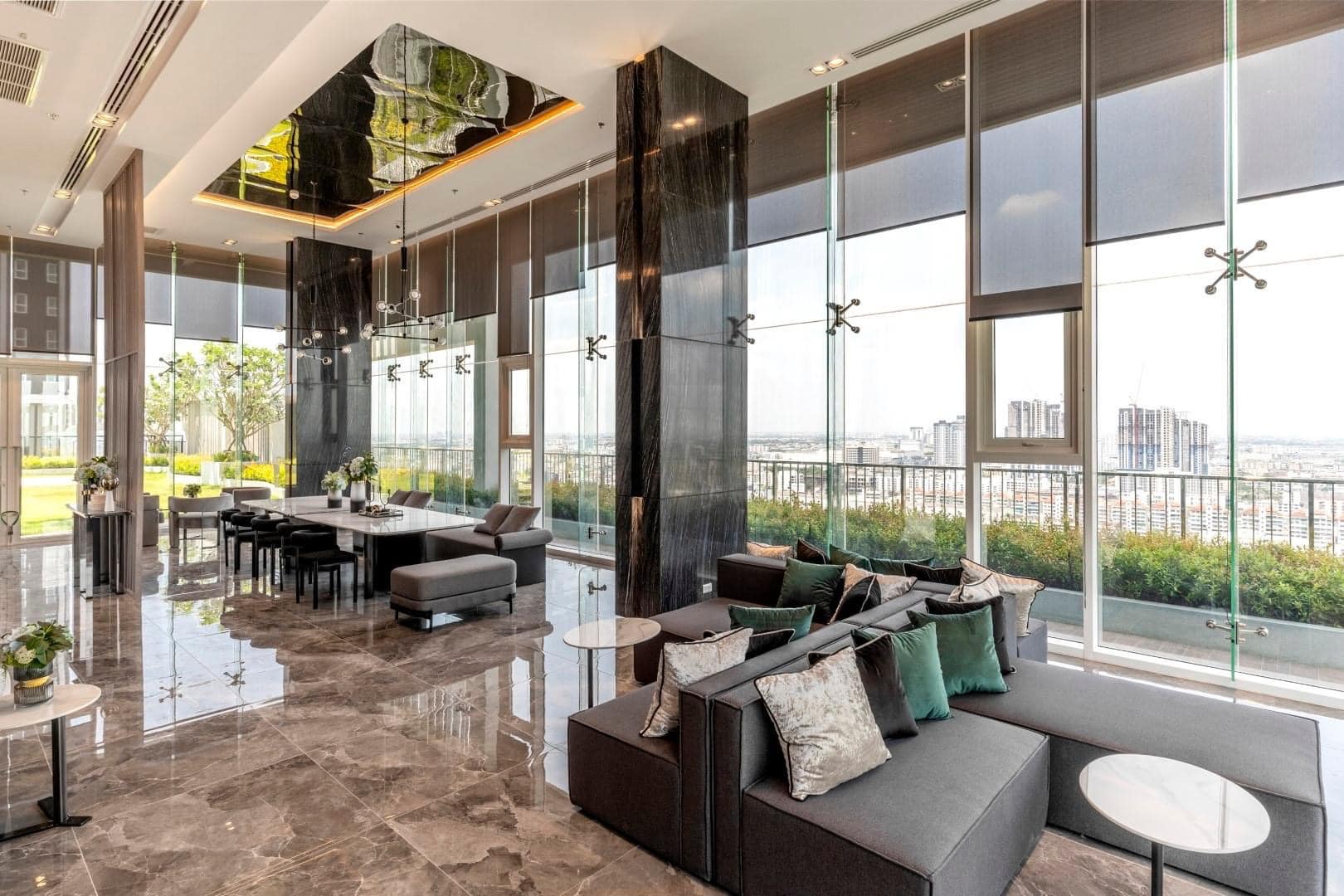 ให้เช่าคอนโด Supalai Veranda Ramkhamhaeng (ศุภาลัย เวอเรนด้า รามคำแหง) - 2 ห้องนอน; 2 ห้องน้ำ; ครัวแยก; ห้องมุม