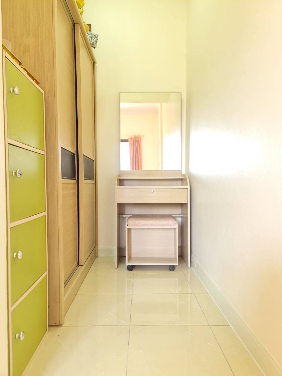 🏡 ขายบ้านเดี่ยวหลังใหญ่ วิวภูเขาล้อมรอบ หมู่บ้านพบโชคการ์เด้นฮิล (Phobchok Garden Hill) บางเสร่ – สัตหีบ